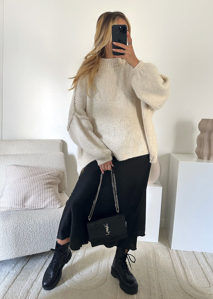 MARIO black oversized sweater